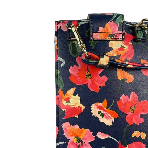 NWOT Nanette Lepore Floral Vegan Leather Crossbody Travel Passport Purse Pouch - Picture 14 of 14